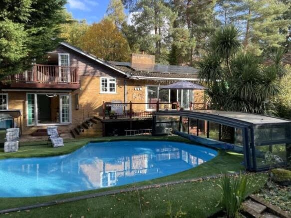 St. Catherines Road, Frimley, Camberley, Surrey, GU16 9NN